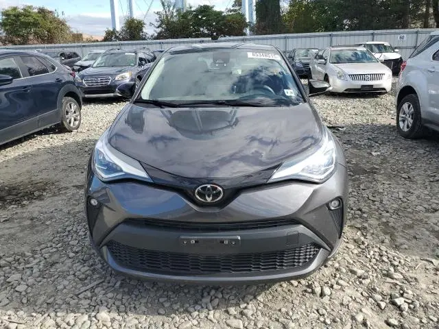 2021 TOYOTA C-HR XLE  