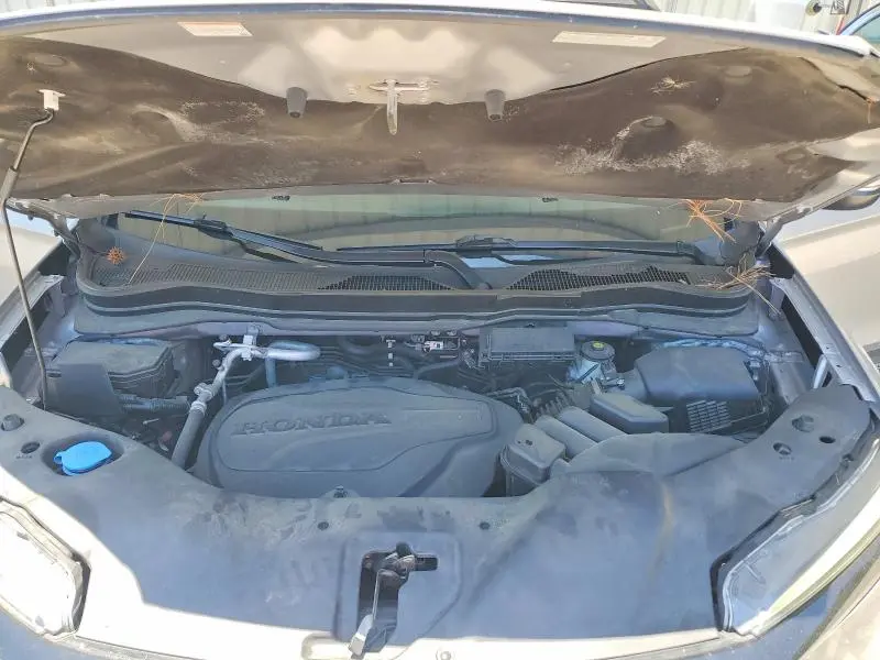 2022 HONDA PILOT SE  