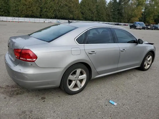 2012 VOLKSWAGEN PASSAT SE