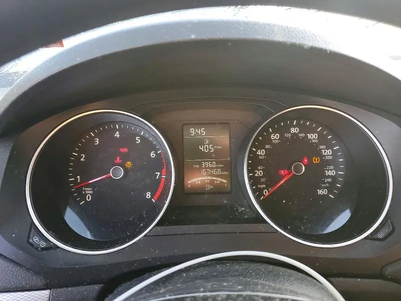 2016 VOLKSWAGEN JETTA SE  