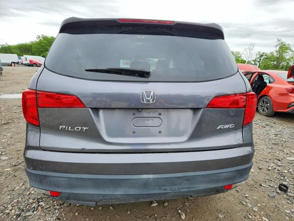 2018 HONDA PILOT LX  