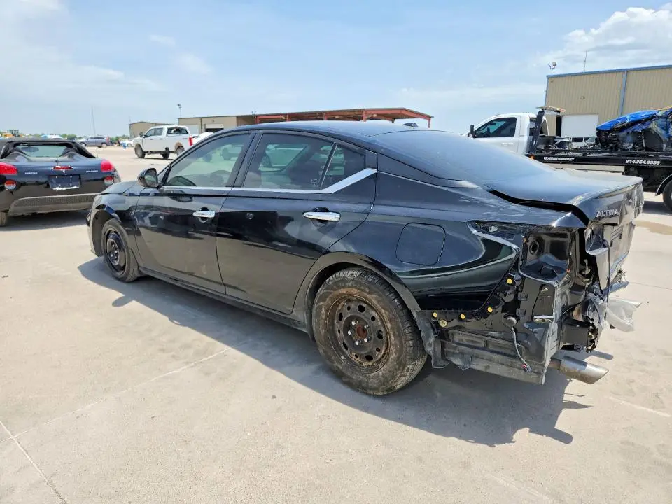 2024 NISSAN ALTIMA SV  