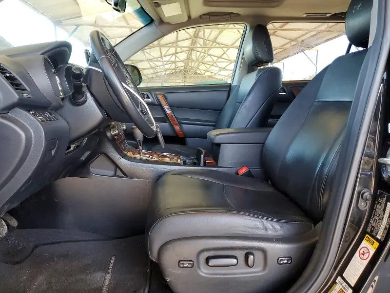 2013 TOYOTA HIGHLANDER LIMITED  