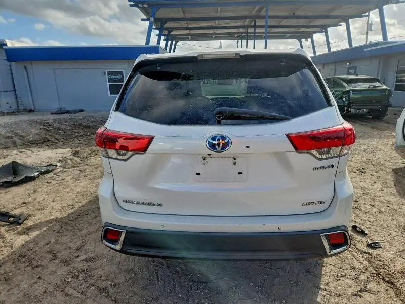 2017 TOYOTA HIGHLANDER HYBRID LIMITED  