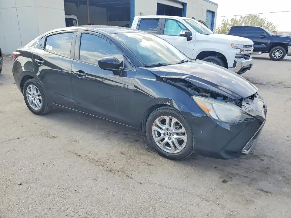 2018 TOYOTA YARIS IA BASE  