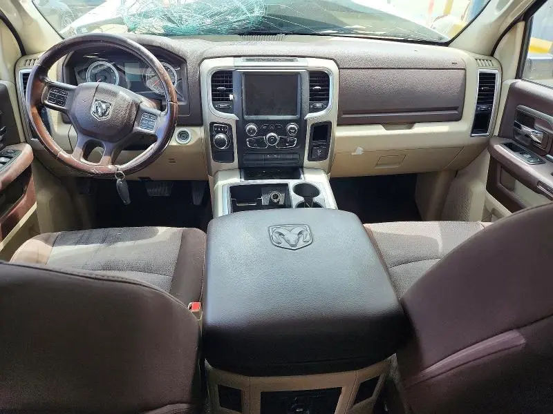 2014 RAM 1500 SLT  