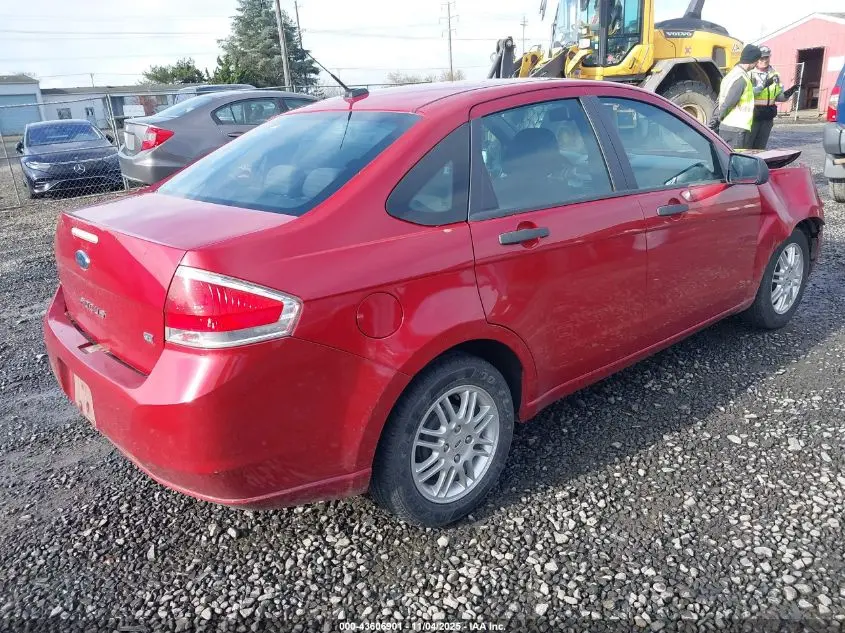 2011 FORD FOCUS SE