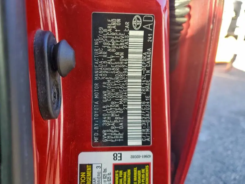 2010 TOYOTA COROLLA BASE  