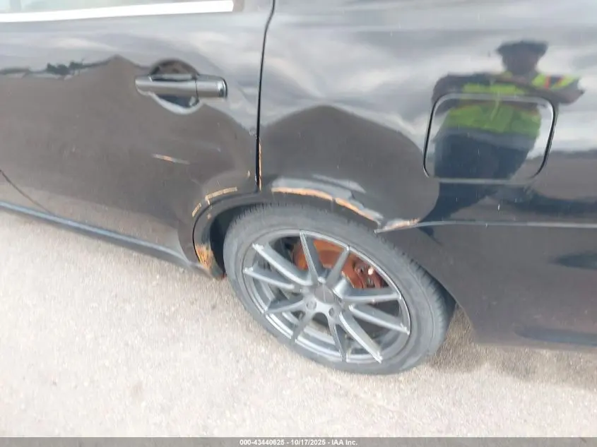 2011 MITSUBISHI GALANT ES/SE