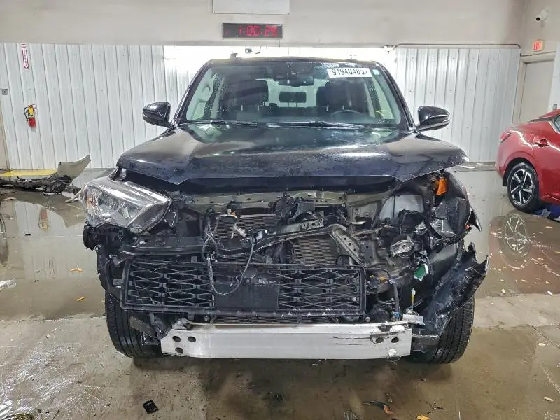 2022 TOYOTA 4RUNNER SR5/SR5 PREMIUM  