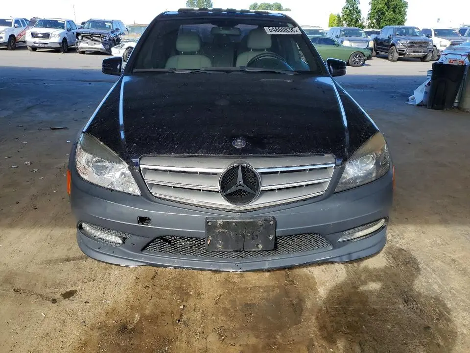 2011 MERCEDES-BENZ C 300  