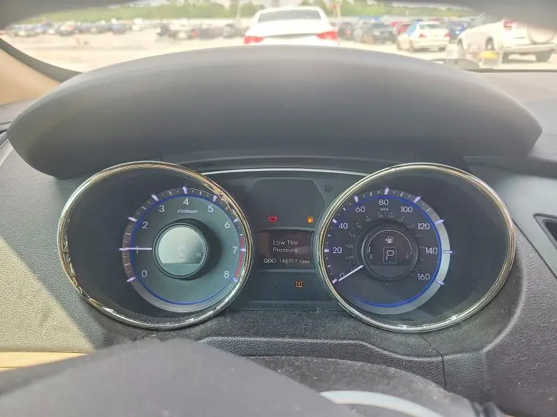 2013 HYUNDAI SONATA GLS  