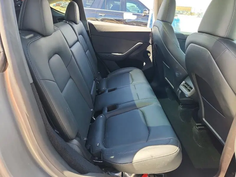 2025 TESLA MODEL Y   