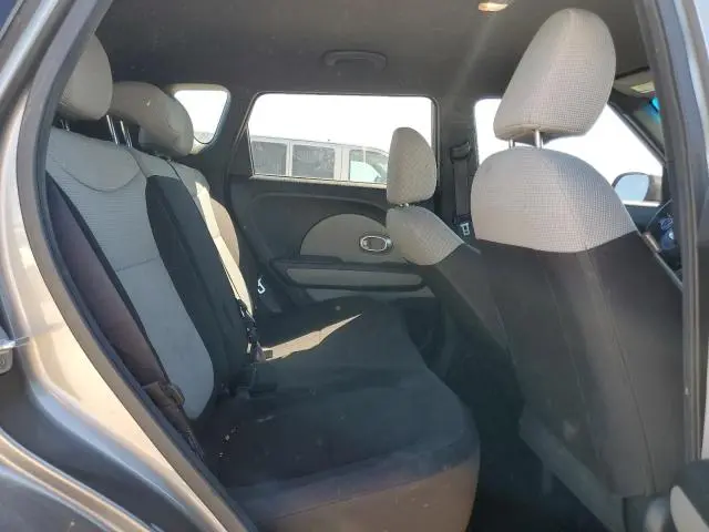 2016 KIA SOUL   