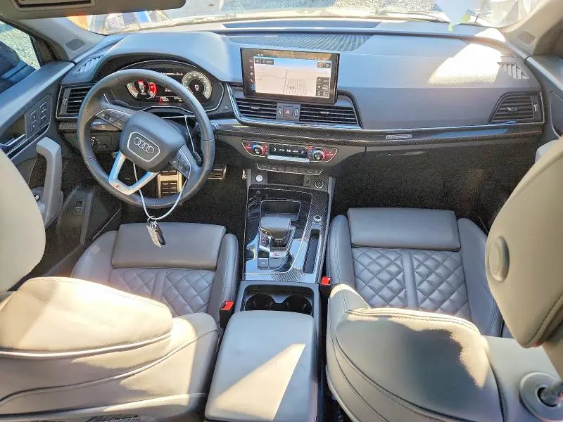 2025 AUDI SQ5 PREMIUM PLUS  