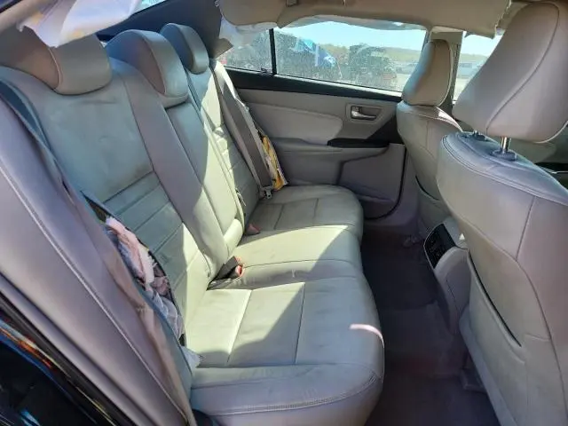 2015 TOYOTA CAMRY LE  