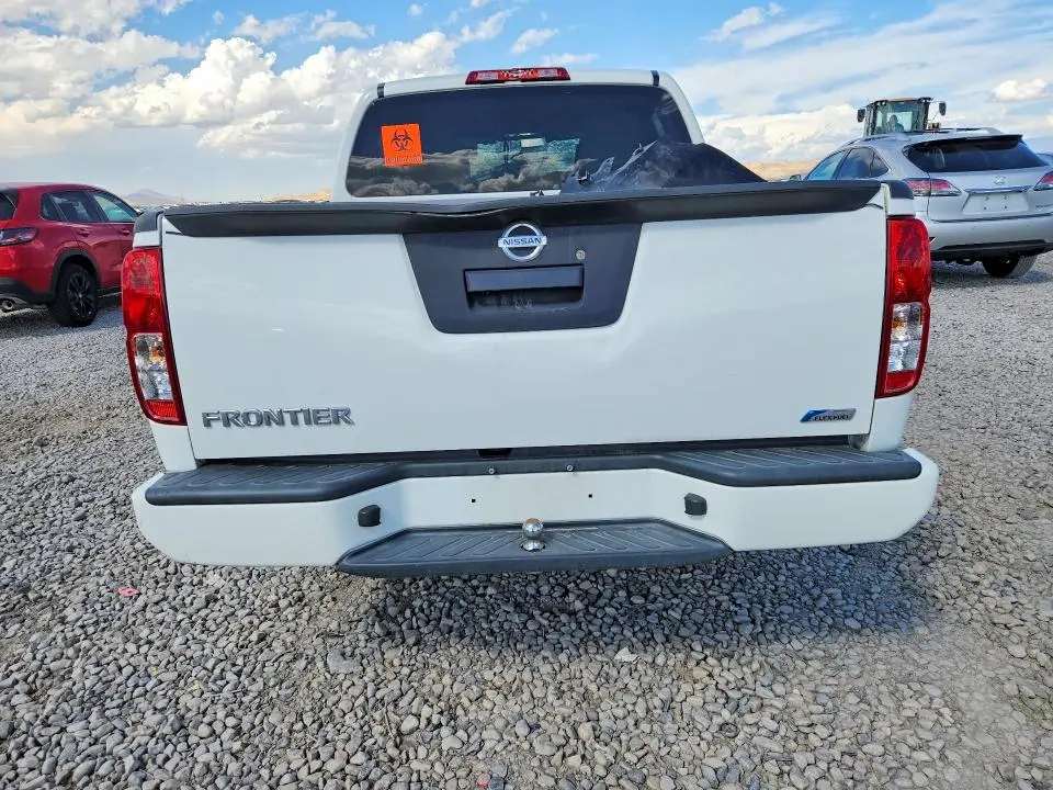 2018 NISSAN FRONTIER S  
