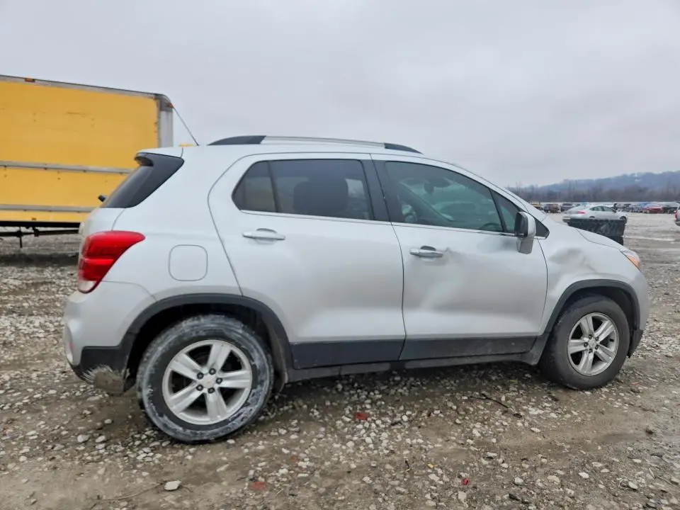 2017 CHEVROLET TRAX 1LT  