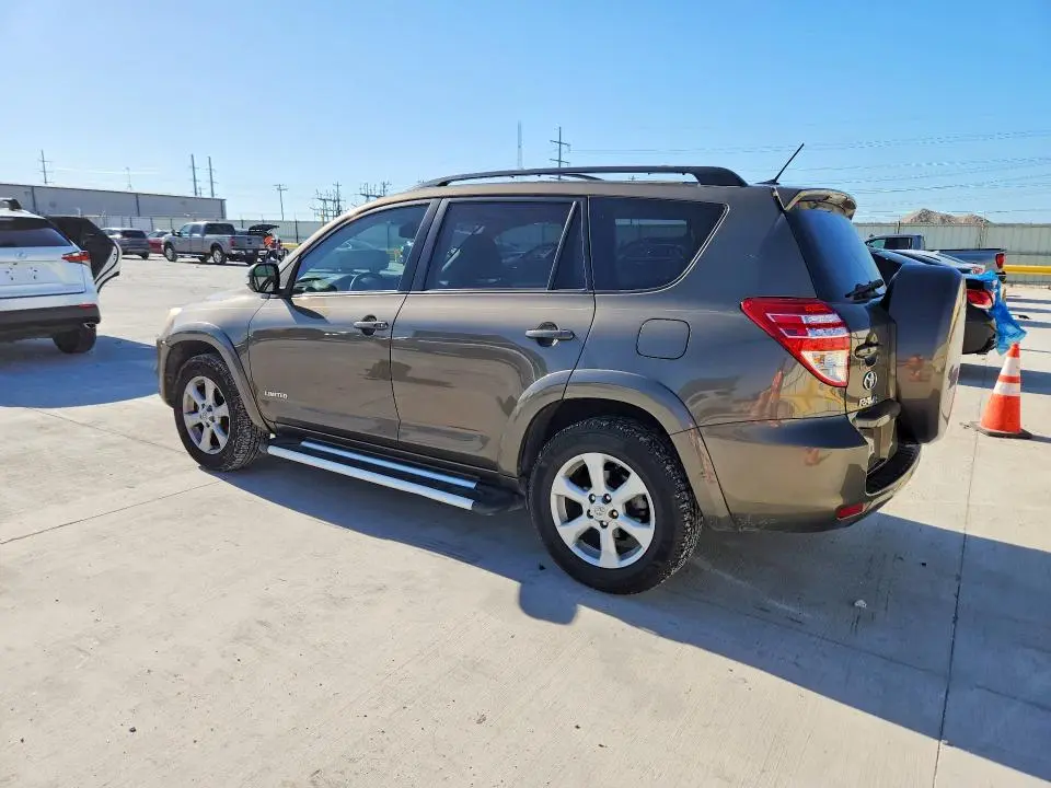 2011 TOYOTA RAV4 LIMITED  