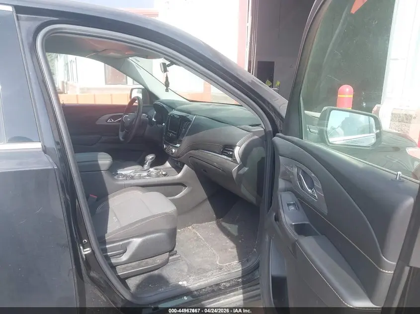 2021 CHEVROLET TRAVERSE AWD LS