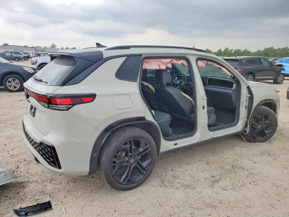 2025 VOLKSWAGEN TIGUAN SE R-LINE BLACK  