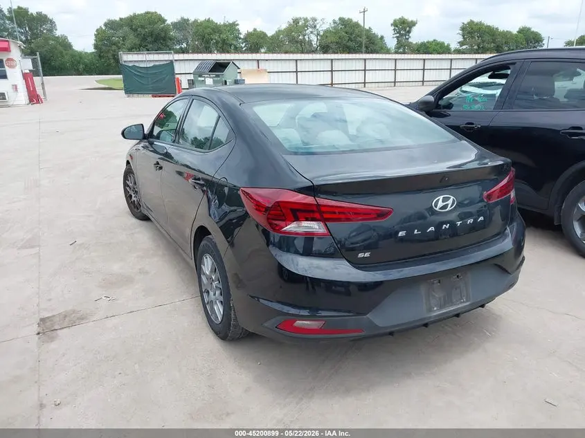 2019 HYUNDAI ELANTRA SE