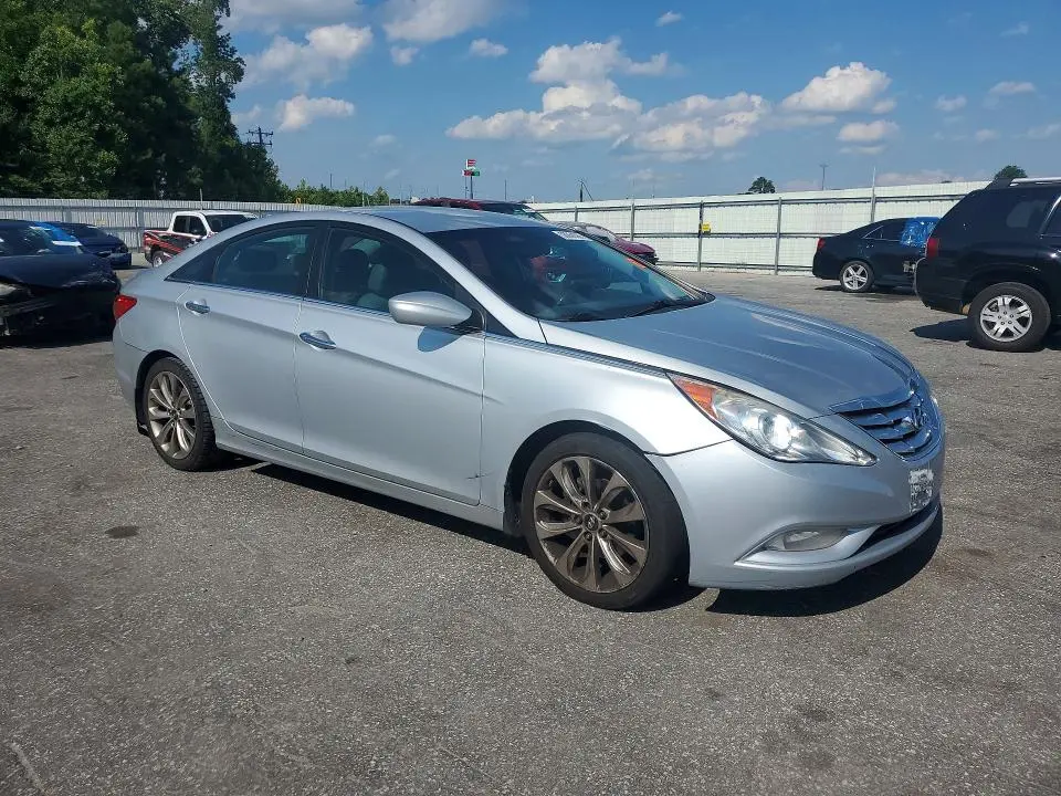 2012 HYUNDAI SONATA SE  