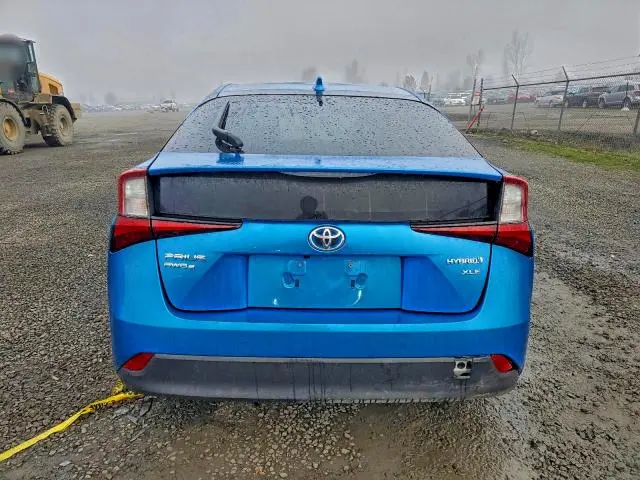 2020 TOYOTA PRIUS LE  