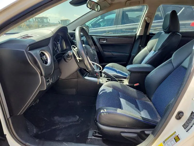 2018 TOYOTA COROLLA SE  