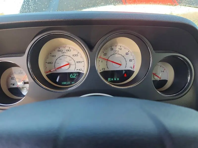 2013 DODGE CHALLENGER SXT  