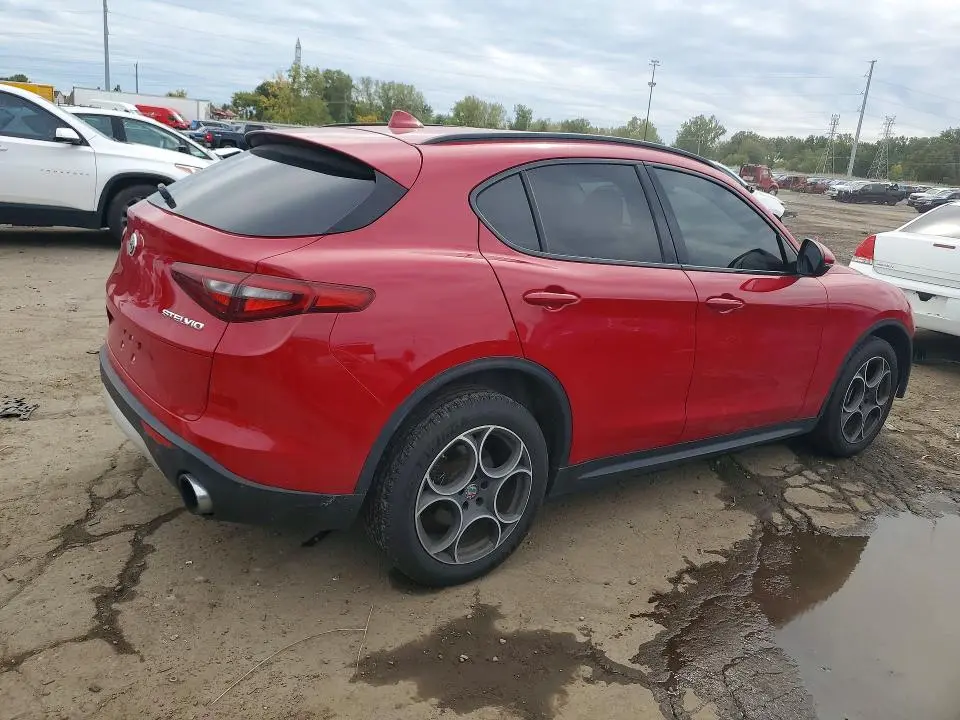 2018 ALFA ROMEO STELVIO SPORT  