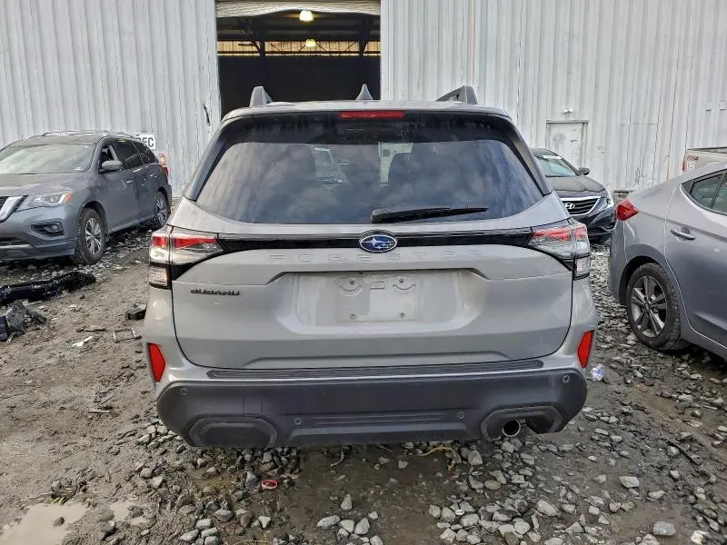 2025 SUBARU FORESTER LIMITED  