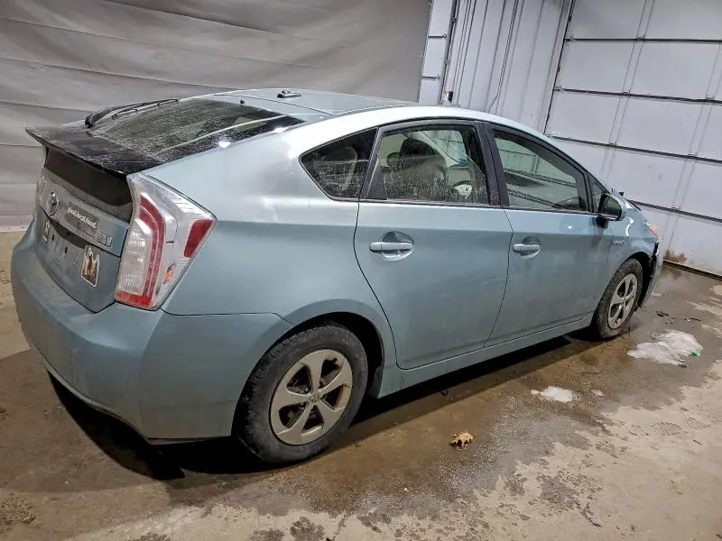 2014 TOYOTA PRIUS   