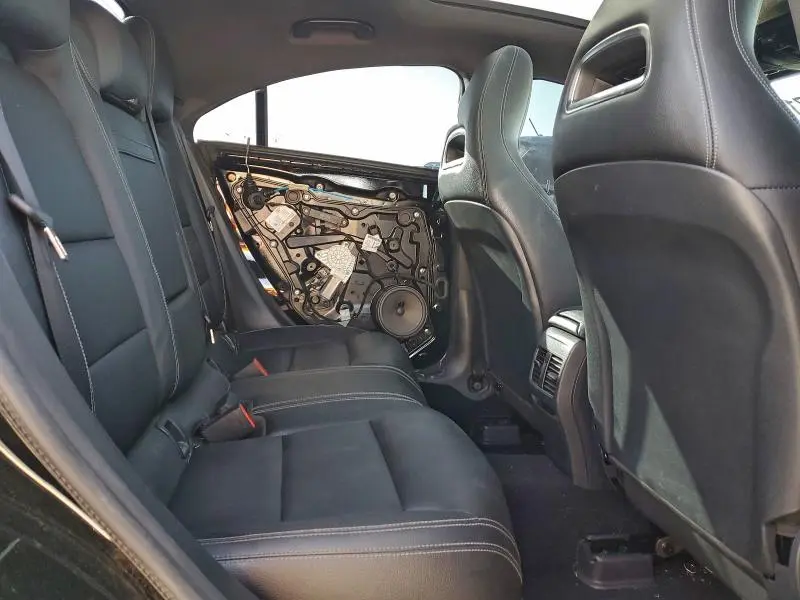 2019 MERCEDES-BENZ CLA 250 4MATIC  