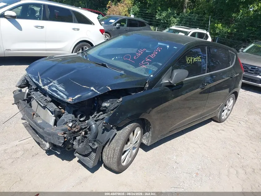 2012 HYUNDAI ACCENT SE
