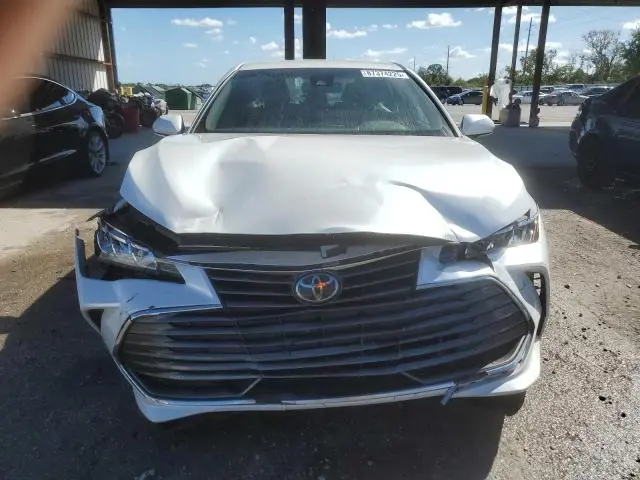 2021 TOYOTA AVALON XLE  