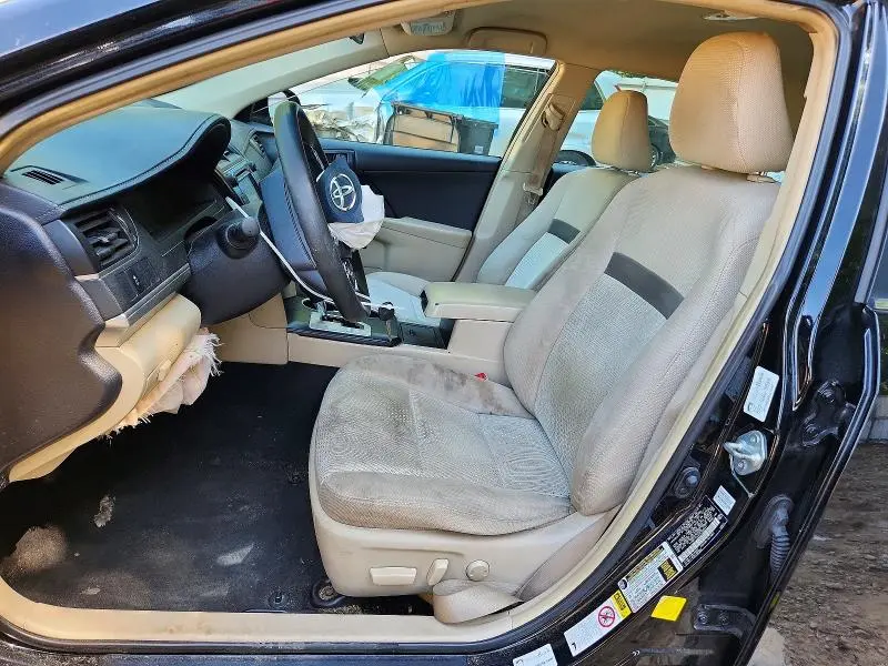 2013 TOYOTA CAMRY LE  