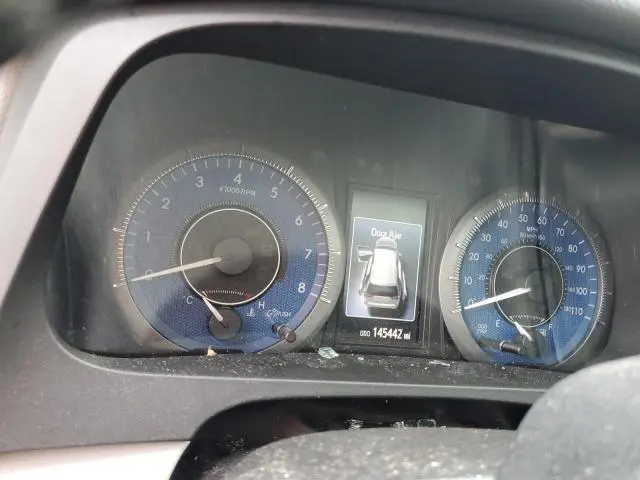 2016 TOYOTA SIENNA XLE  
