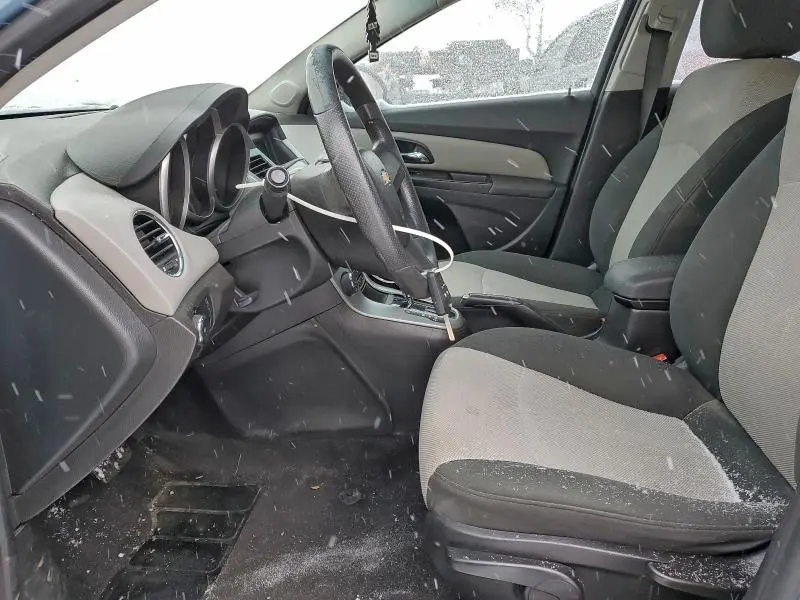 2011 CHEVROLET CRUZE LS  