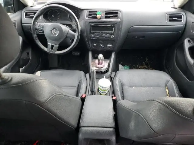 2012 VOLKSWAGEN JETTA SE  