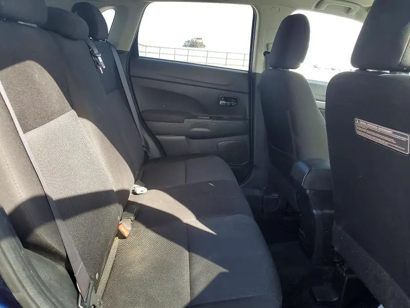 2011 MITSUBISHI RVR SE  