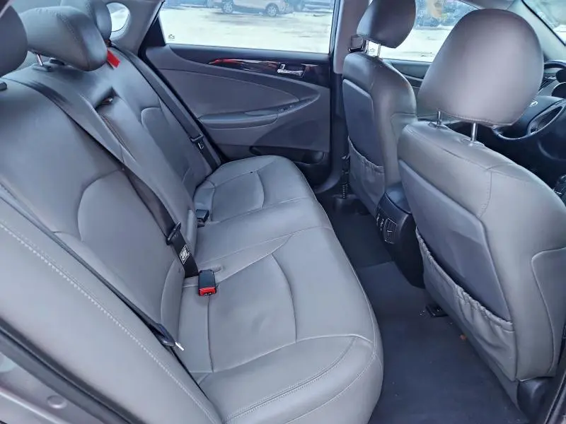 2013 HYUNDAI SONATA SE  