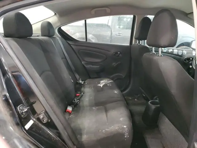2019 NISSAN VERSA S  