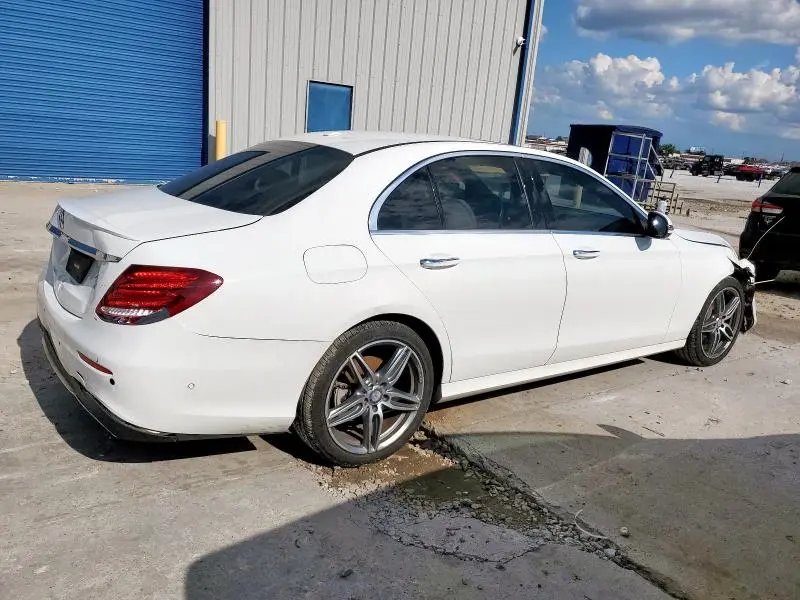 2017 MERCEDES-BENZ E 300  