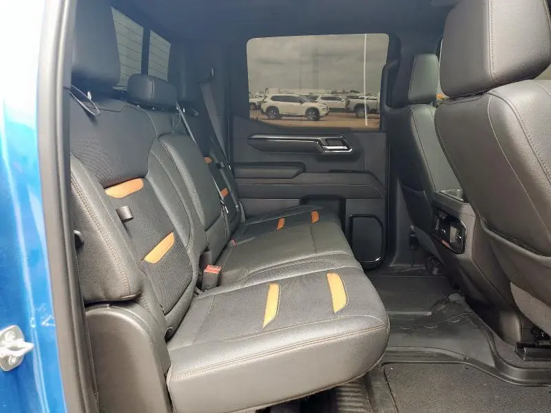2022 GMC SIERRA K1500 AT4  