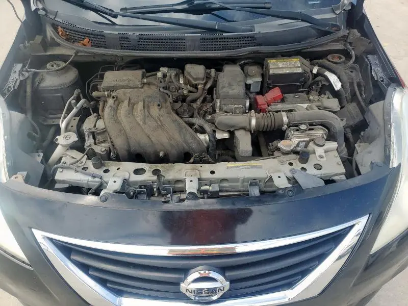 2013 NISSAN VERSA S  