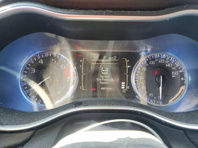 2016 CHRYSLER 200 LX  