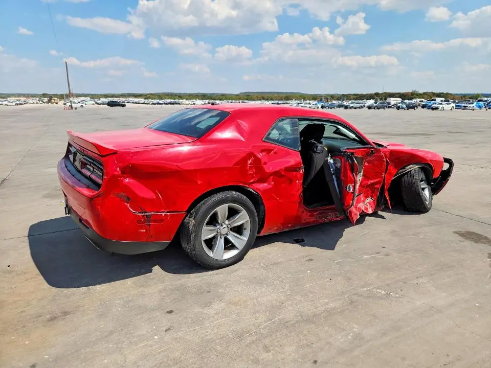 2021 DODGE CHALLENGER SXT  