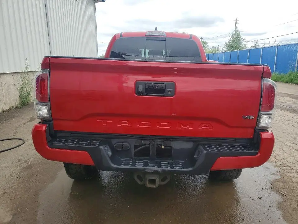 2021 TOYOTA TACOMA SR5 V6  