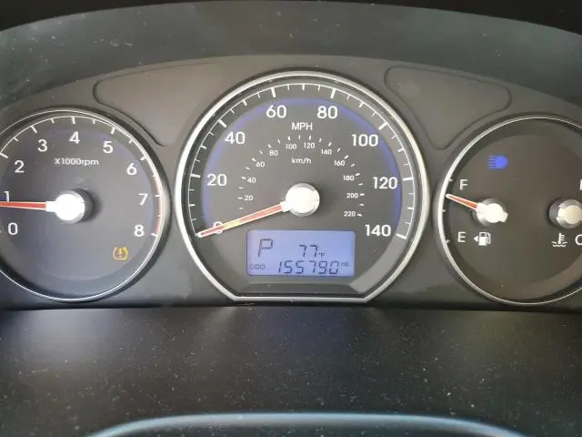 2011 HYUNDAI SANTA FE GLS  